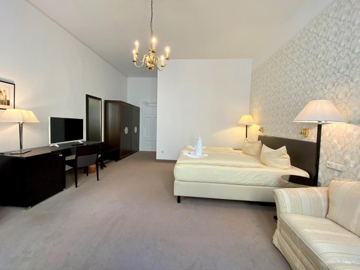 Hotel Kaiserhof Deluxe 3*